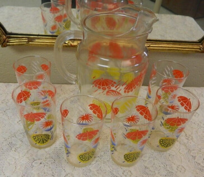 Vintage Federal Glass 7 PC Beach Umbrella Set 52oz Pitcher & 8oz Glasses