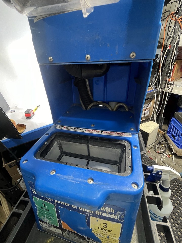 Rug Doctor Mighty Pro Carpet Cleaner MPC2D Cleaning Vacuum Commercial