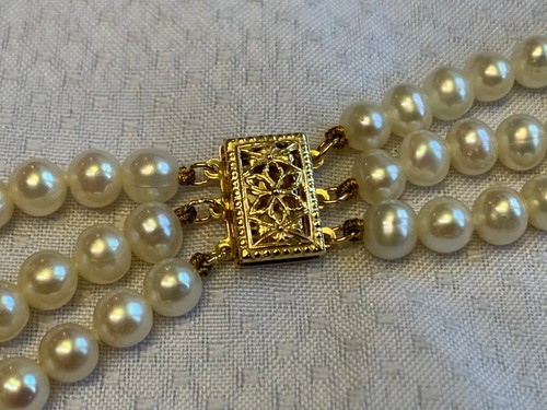 Vtg 14K Yellow Gold Clasp Pearl Necklace 16" Fine Jewelry 3 Strand Box Clasp - Picture 5 of 24