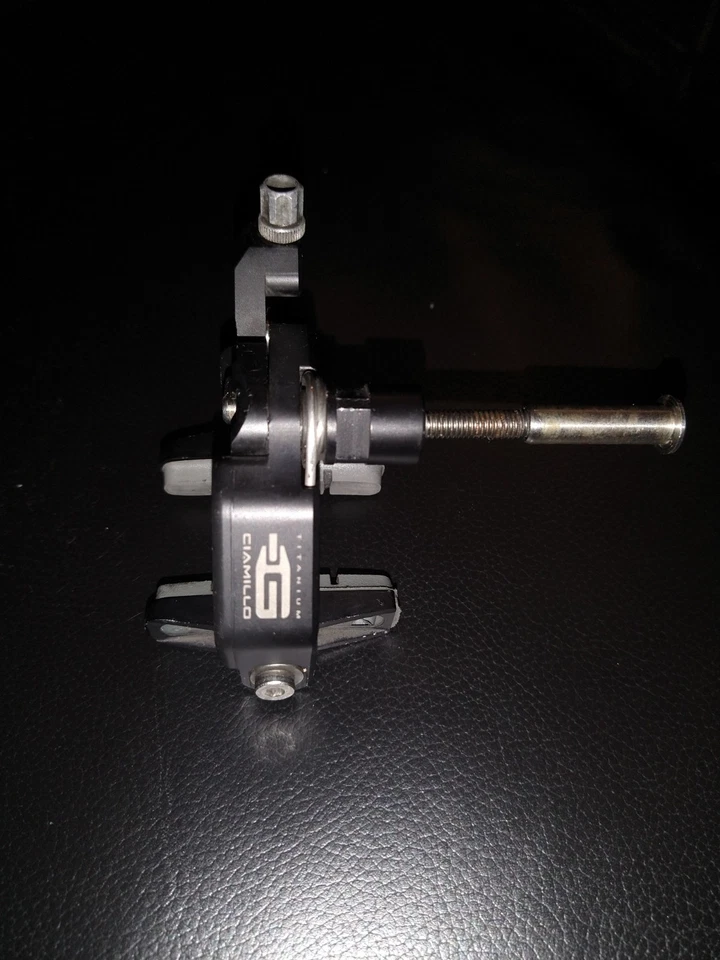 Pinzas de freno de llanta de titanio Ciamillo gravedad cero bicicleta de carretera, delanteras y traseras 209 g  Foto 2 de 4