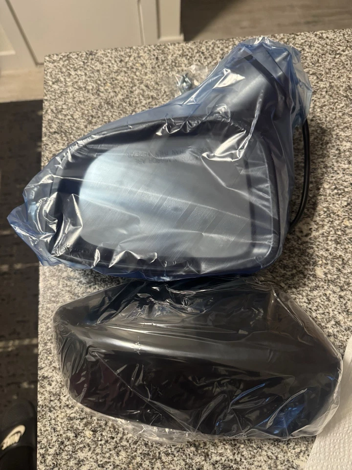 Espejo retrovisor lateral plegable eléctrico para pasajeros Scion iA 2016 Foto 2 de 3