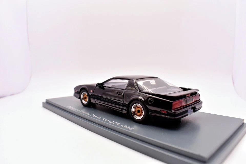 Modellino auto scala 1:43 Pontiac firebird trans am GTA Neo modellismo statico - Immagine 4 di 4