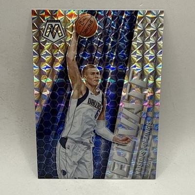 2020-21 Panini Mosaic Elevate Mosaic Prizm Kristaps Porzingis #7