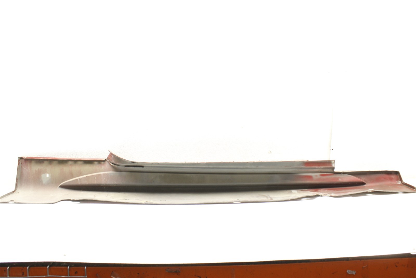 2013 Maserati GranTurismo S Left Driver Side Skirt Rocker Panel Cover 08-13
