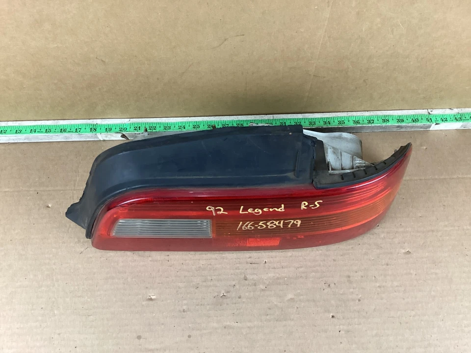 Conjunto de luz trasera derecha pasajero Acura Legend 1991-1995 043-1067 Foto 2 de 4