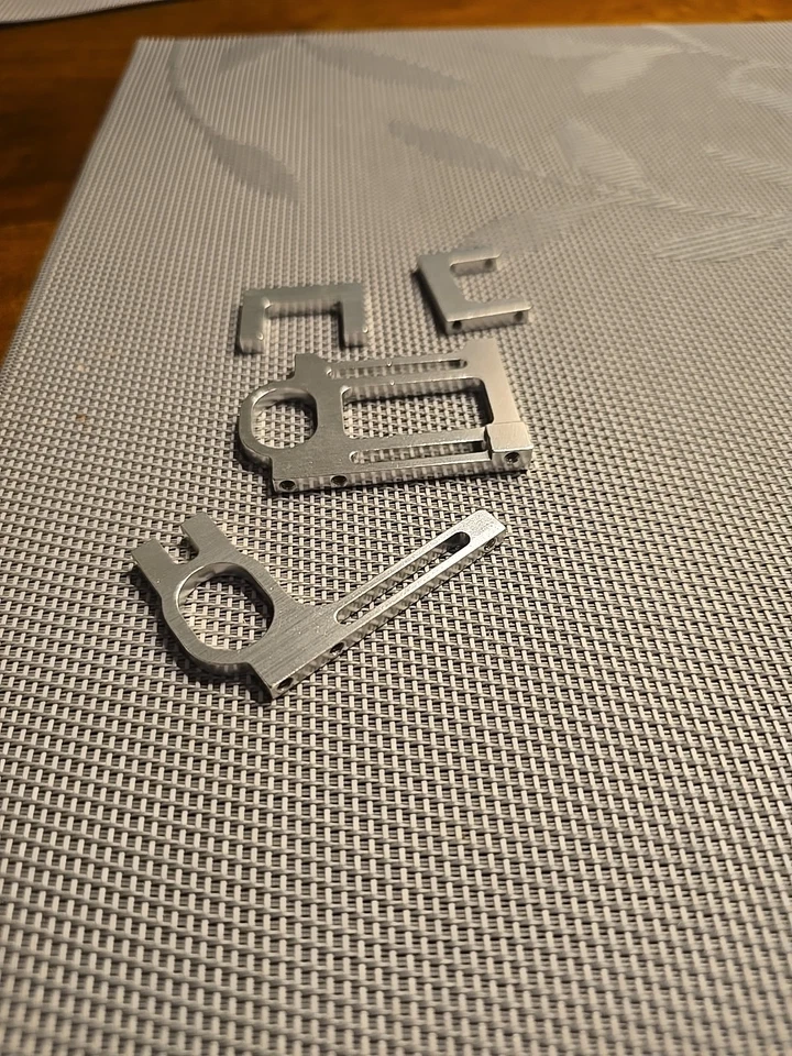 New Custom Works Aggressor Motor Mount Aluminum 8021 8122 Pod Rc Car 1/10 - Image 2 of 4