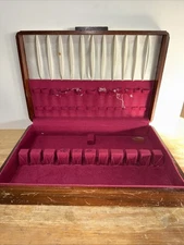 Vintage ONEIDA LTD Tarnish Proof Wood Silverware Flatware Storage Chest Box TLC
