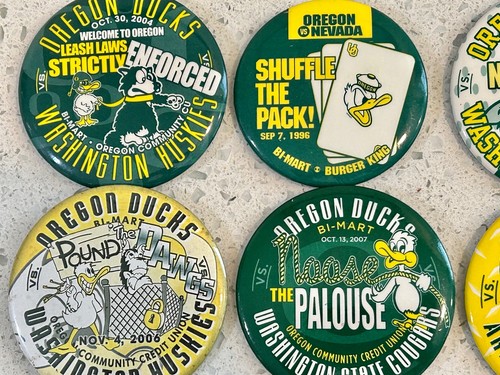 OREGON DUCKS Football Game Day Pinback Button Pin Lot 1996 -2019 + 1 Pendant - Picture 4 of 11