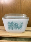 Pyrex 501B Turquoise 1 1/2 Cup Amish Butterprint Fridge Dish with Lid Vntg READ!