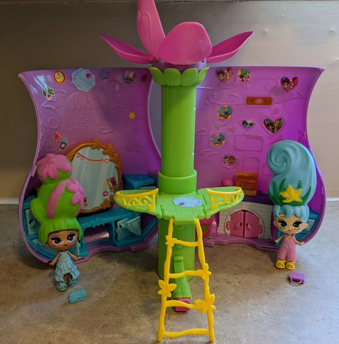 Skyrocket Blume Secret Surprise Garden Dolls House Playset