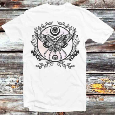 Pink Moth and 20-Sided Dice Dungeon Masters DMs Player T-Shirt B1319