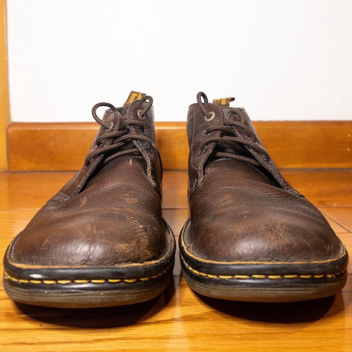 DR MARTENS Industrial Sussex Air Wair Men's 11 Leather Chukka