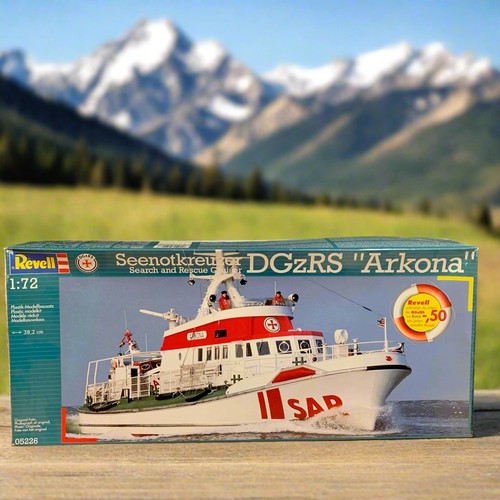 Revell, Search & Rescue Cruiser, DGzRS 