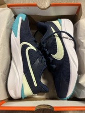 NIKE star runner 4 Midnight navy/Volt Tint Girls Sneakers Runners 4Y