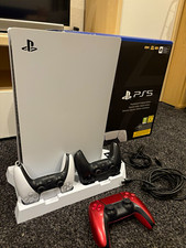Sony PS5 Digital Edition 825GB PAL 4K HDR mit 3 Controllern, OVP