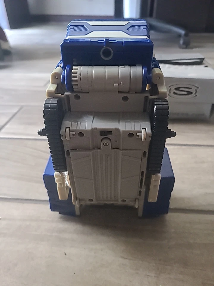 2002 Hasbro Transformers Armada Super Class Optimus Prime TRAILER Discolored - Image 4 of 4