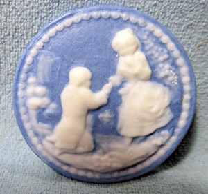Vintage LOVERS Romantic Couple Wedgewood BLUE Porcelain BUTTON