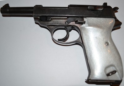 トイガン Walther P38  Original Grip トイガン Walther P38 Original Grip Walther P38 / Mauser P38