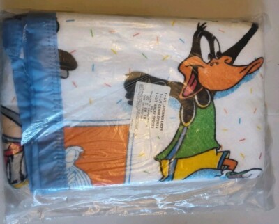 VTG Looney Tunes Blanket Wacky Sports Bugs Daffy Marvin The Martian 45''x60'' NEW
