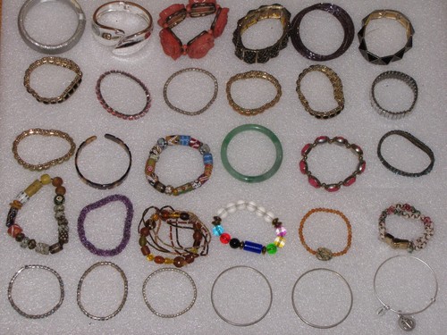 Lot Of 30 Bracelet Bella Ryann Gold Plated Silver Floral Rose Jade Beaded Womens - Picture 23 of 24