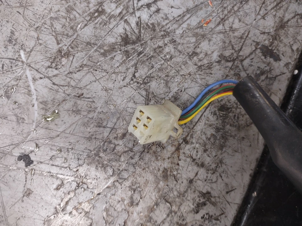 Yamaha SRX 600 1998 velocímetro odómetro 8df-83510-40-00 RW5502 Foto 3 de 3