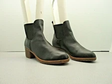 Unbranded Black Side Gore Pull On Chelsea Ankle-Low Calf Boots Women's Size 40