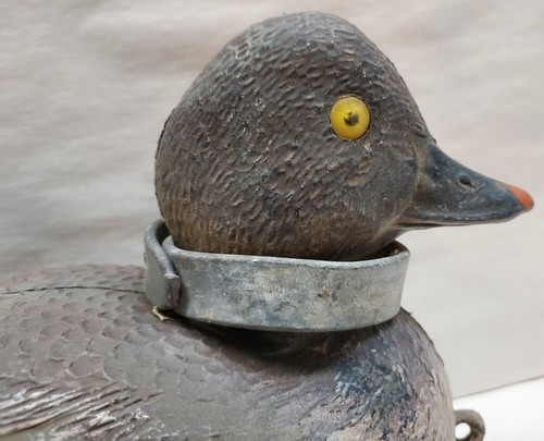 Goldeneye Quarttrocchi Duck Decoy - W/ Weight - Floating Decoy - 0507255 - Picture 2 of 18
