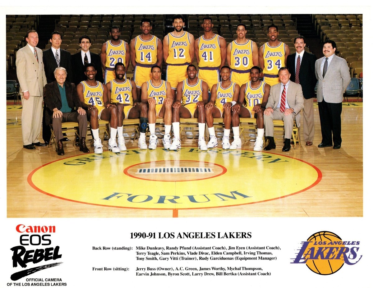 VINTAGE ORIGINAL 1990 1991 LOS ANGELES LAKERS 8.5X11 TEAM PHOTO | eBay