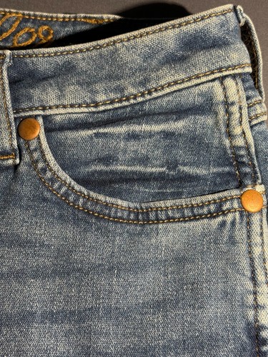 NWT Women's High Rise Stretch Wrangler Retro Premium Jeans 11MPFGA 28 x 34 - Picture 18 of 24