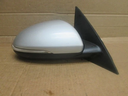11 12 13 Kia Optima Passenger Mirror Right Turn Signal Sparkling Silver metallic