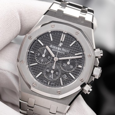 Audemars Piguet Royal Oak Chronograph 41mm Black Dial 26320ST  MINT COMPLETE SET