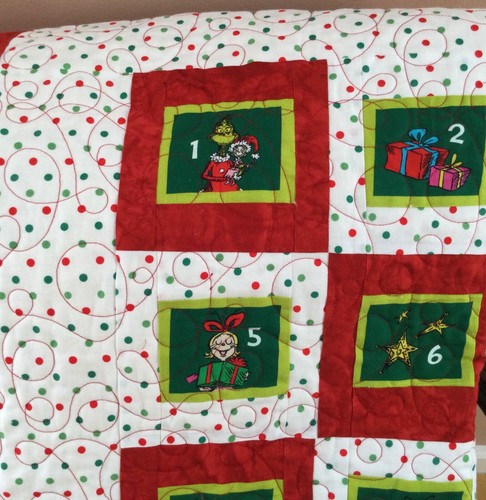 Holiday Quilt. The Grinch Christmas Quilt. Count Down To Christmas Quilt. 37X47. - Picture 4 of 6