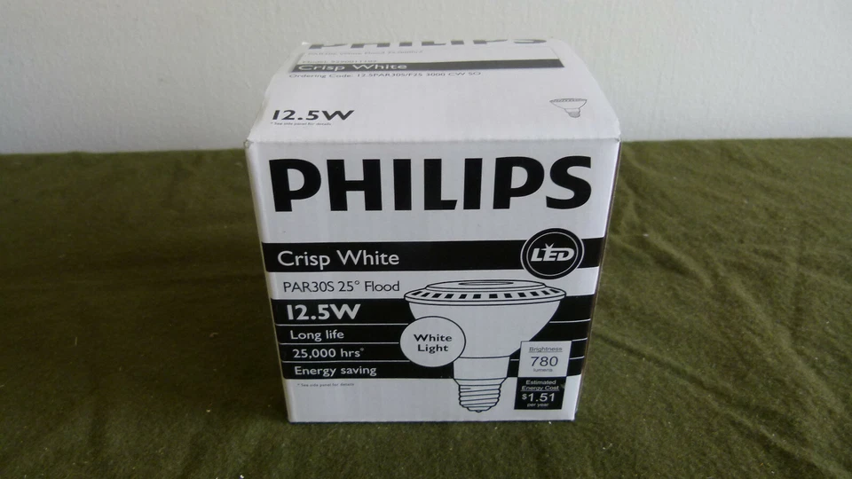 Philips Lighting 12.5PAR30S/F25-3000-CW-SO LED Lamp, PAR30, 12W, Crisp White - Image 2 of 4