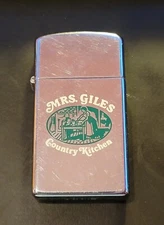 🔥Vintage Zippo Mrs. Giles Country Kitchen Logo Slim High Polish Chrome Lighter!