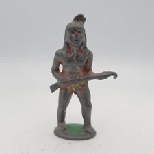 BARCLAY MANOIL DIMESTORE TOY INDIAN BRAVE WITH Rifle 