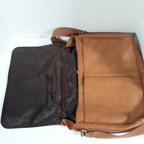 Reaction by Kenneth Cole Tan Soft Leather Briefcase w/ Matching Shoulder Strap - Picture 6 of 14