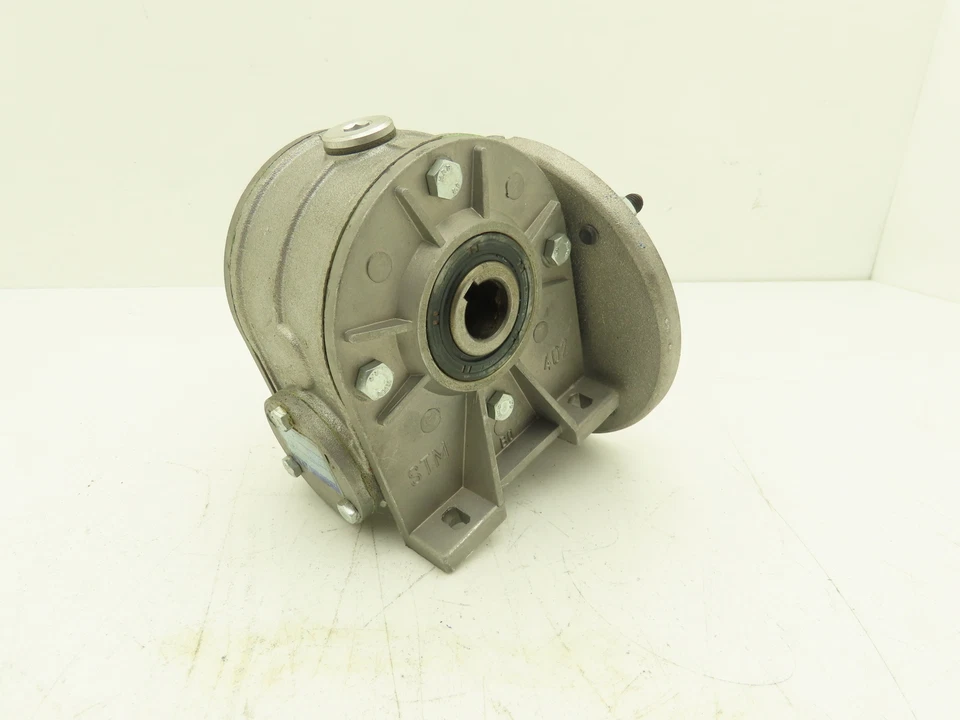 STM RMI 40 I Worm Gearbox 40:1 Reducer 0.29Hp 412rpm IEC 63 - Image 3 of 4