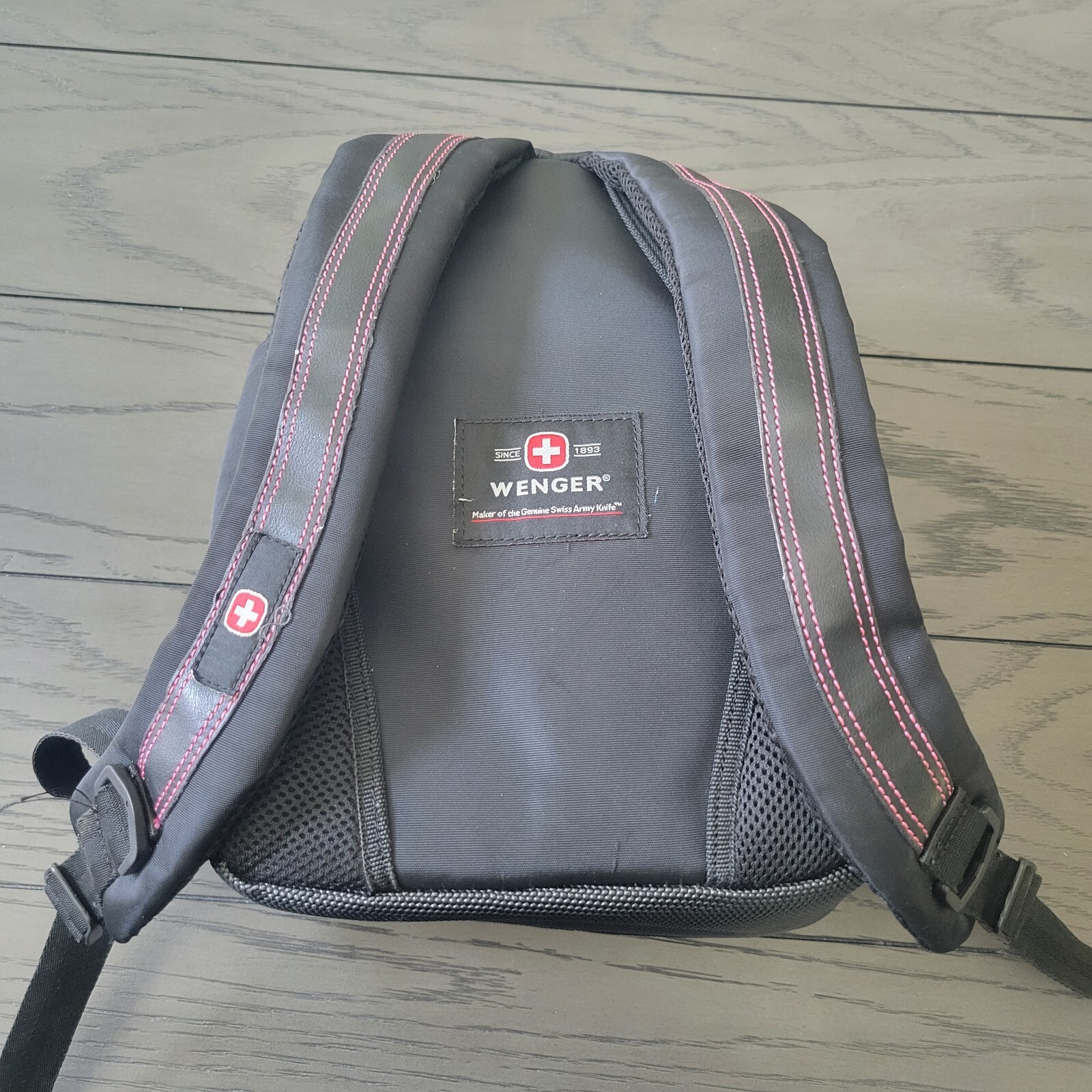 Wenger swiss army women\'s backpack purse 12\