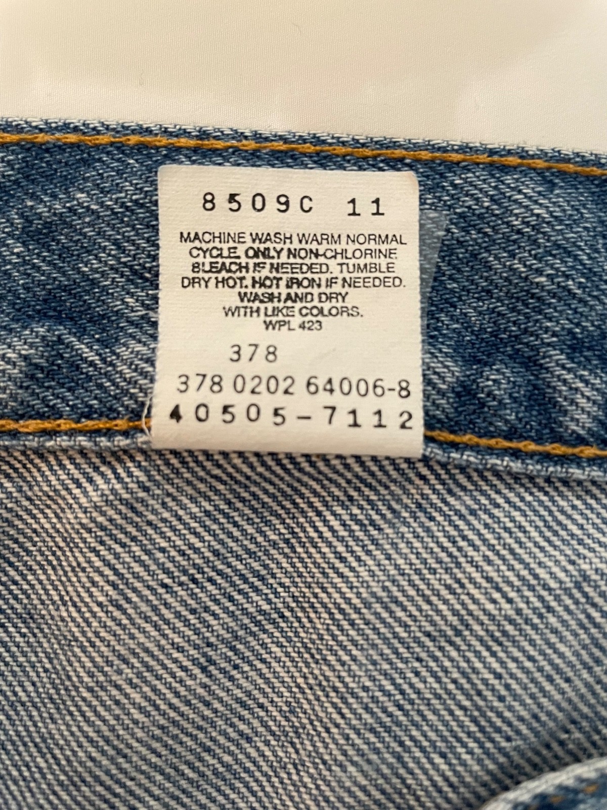 Levi’s 505 Mens 36X30 Regular Fit Straight Leg Rare Blank Red Tab w/Trademark R image 3