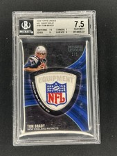 2009 TOPPS UNIQUE TOM BRADY GAME USED NFL CREST SHIELD LOGO PATCH 1/1 BGS 7.5