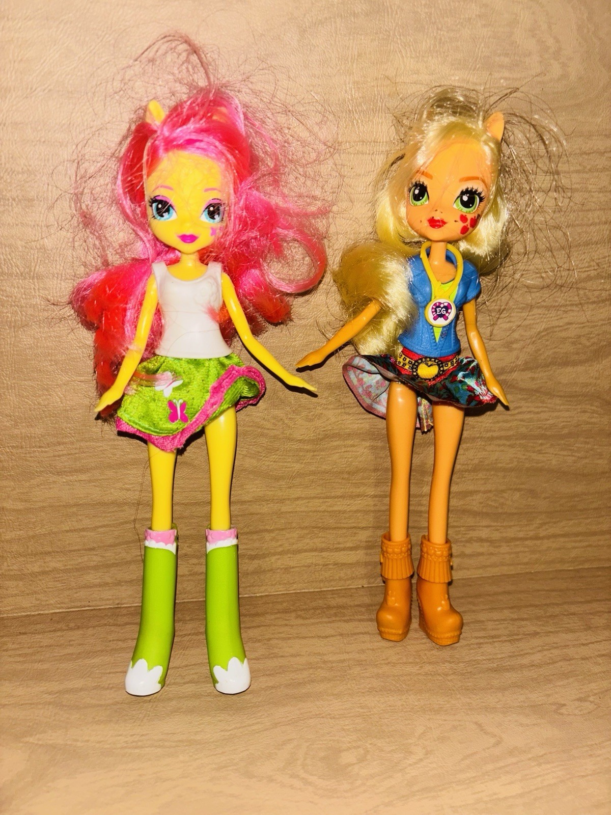 2014 Equestria Girls Collection Fluttershy Doll and Applejac