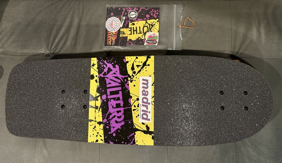 Madrid Back To The Future Valterra 40th Anniversary Limited