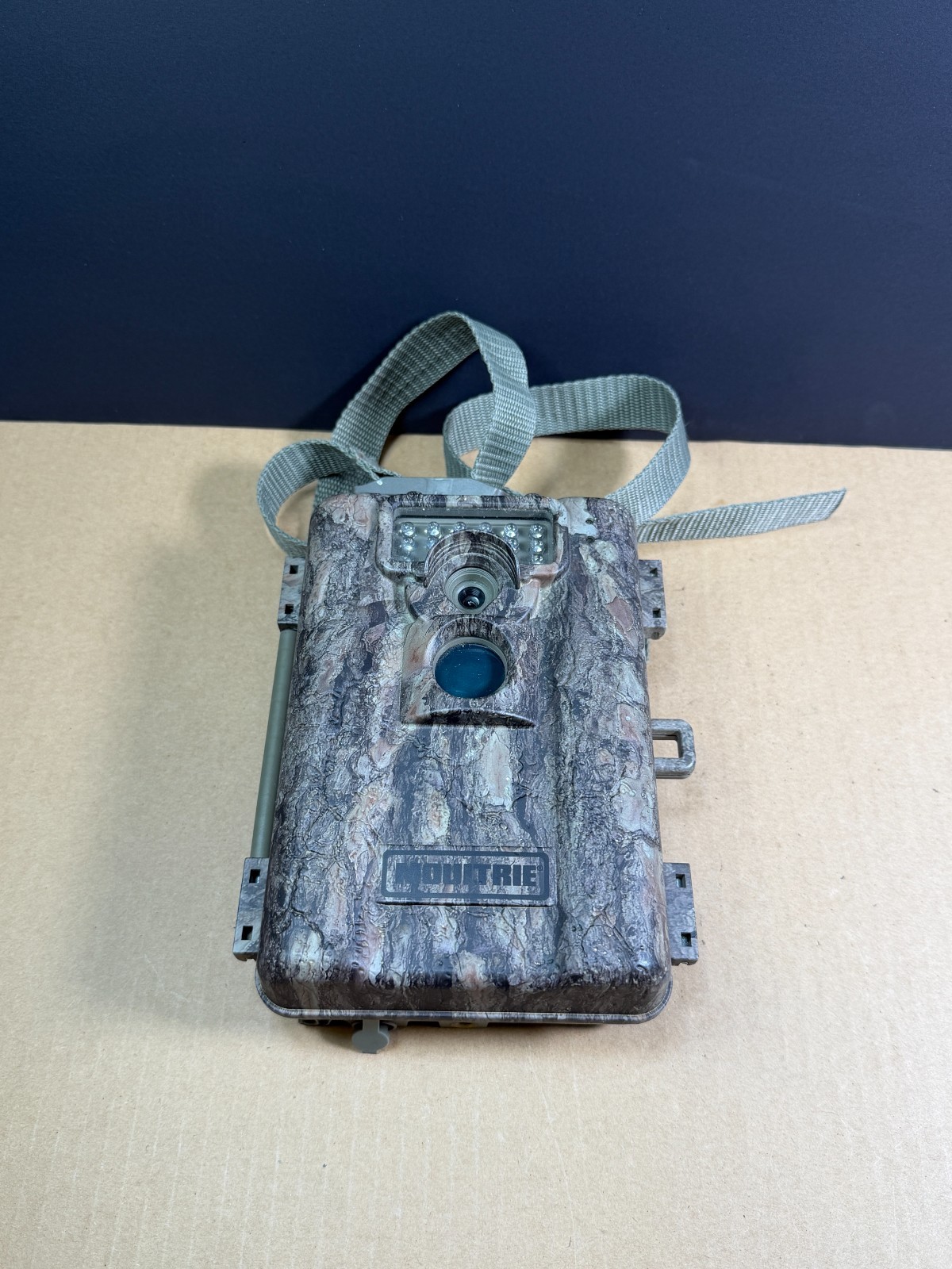 MOULTRIE TRAIL CAMERA DIGITAL HUNTING CAMERA MCG12617