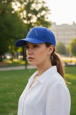 Gorra de béisbol Armani Exchange para hombre azul real con logotipo gráfico a presión