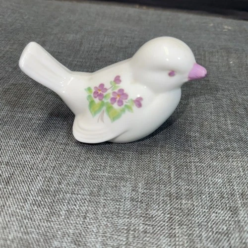 Fenton Sparrow Bird ~ Hand Painted "Violets In The Snow" Milk Glass, Signed