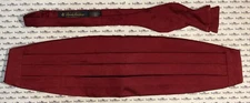 Brooks Brothers Red L/XL Four-Pleat Cummerbund & Bow Tie Set (New-minor flaws)