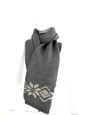 Moncler scarf. Wool/Acrylic. Made In Italy. Authentic.