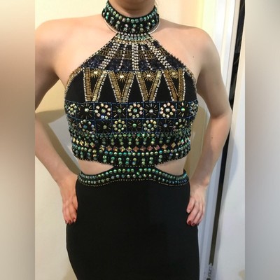 Dave & Johnny dress prom size 1/2