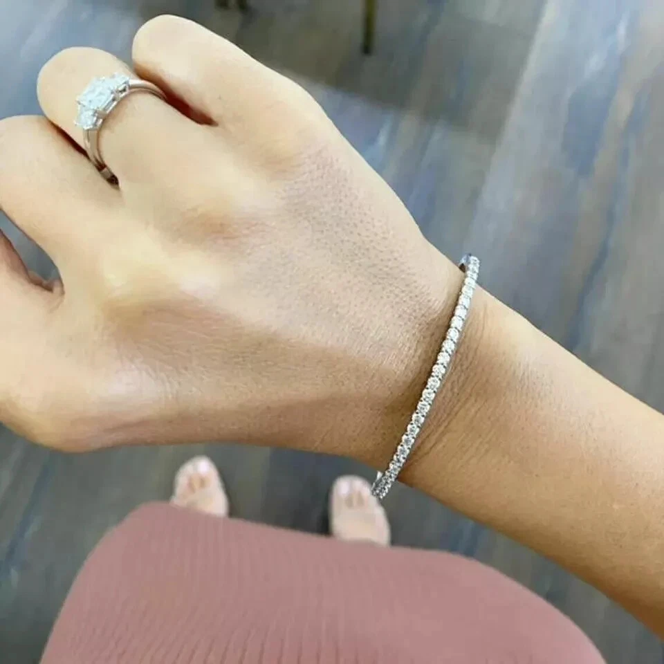 7,70 Ct Rundschliff VVS1/D Simulierter Diamant Armreif 14k Weißgold Beschichtet - Bild 3 von 4