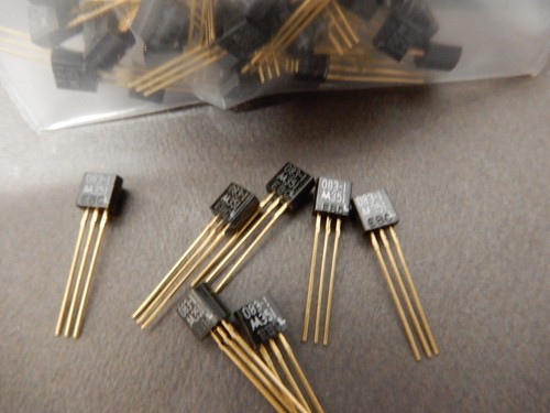 Transistores Motorola 2N2923 NPN Si TO-92 (100) Wurlitzer P/N 142083-1 - Imagen 2 de 5